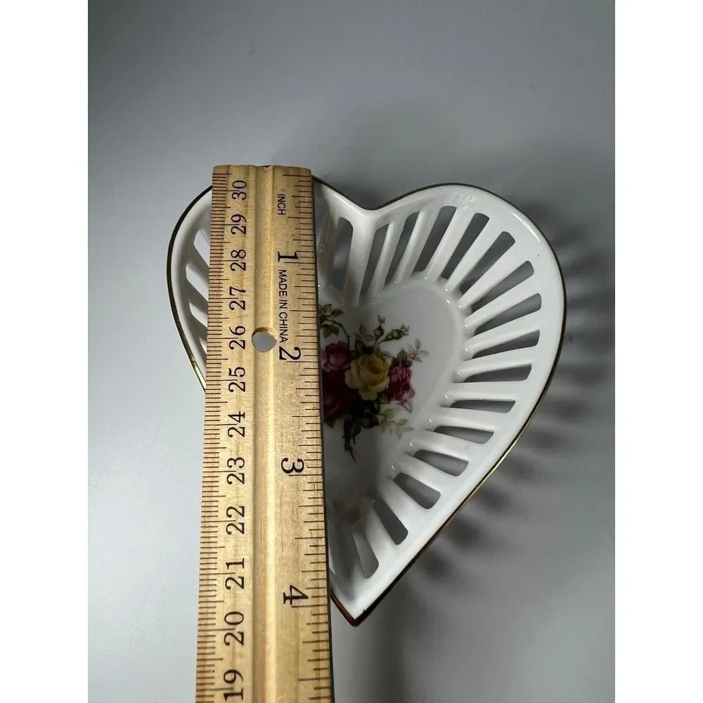 Vintage White Bavaria Porcelain Floral Roses Heart Shaped Trinket Jewelry Dish